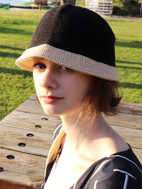 [unisex]BRISBANE BLACK/BEIGE BUCKET HAT