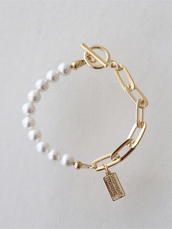 part pearl bracelet