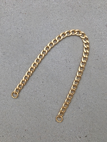 Twist Long Chain