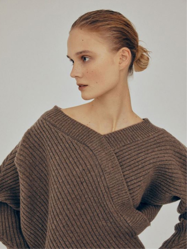 UNBALANCE RIBBED SWEATER_LIGHT BROWN