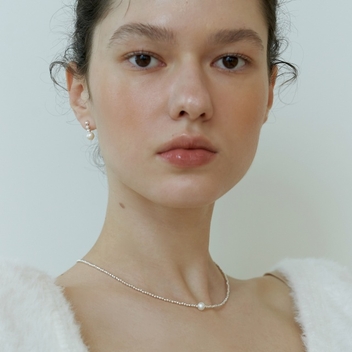 Hematite And Pearl  Necklace