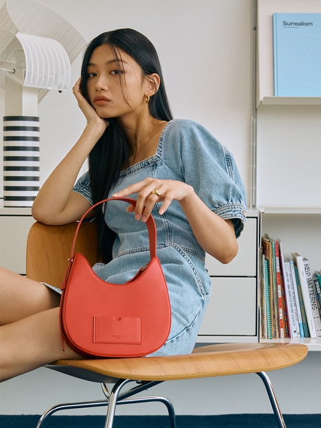 [유라착용] DROP HOBO BAG MINI(CHERRY JAM)