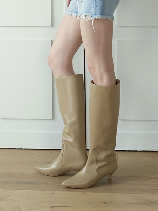 WIDE LONG BOOTS IN YELLOW BEIGE