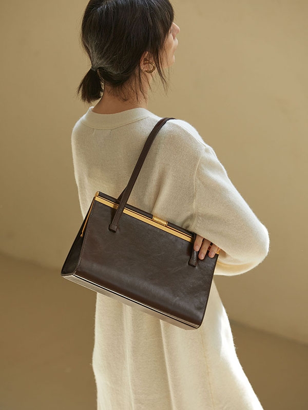 Retro A. Bag _ Mocha Brown