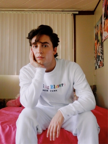SPELLOUT CREWNECK - WHITE