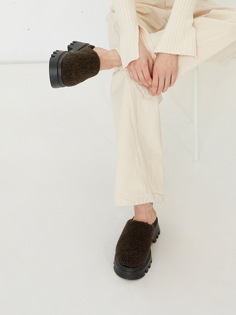 Lucas Shearling Mules Brown