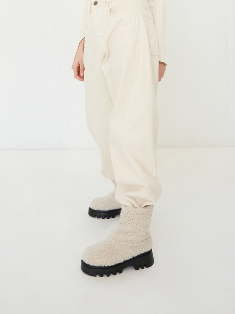 Lucas Shearling Boots Ivory