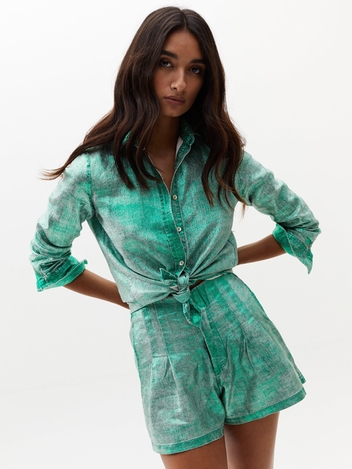 Frida Shorts - Metallic Emerald Green