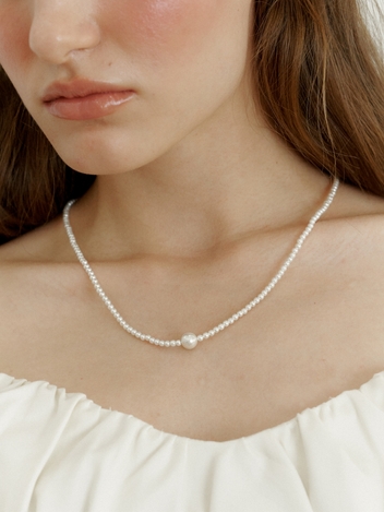 Mini Pearly Necklace