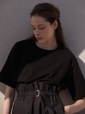 Half sleeve top (black)