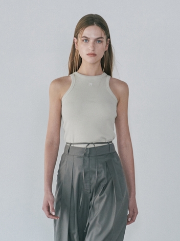 BACK HOLE SLEEVELESS_BEIGE