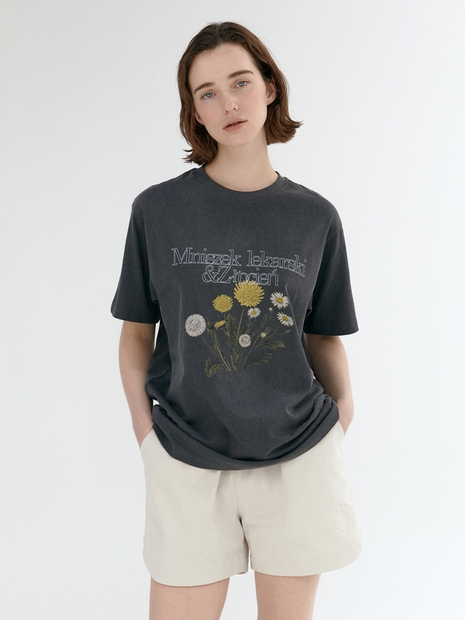 [GUAV] DANDELION PRINTING T-SHIRT_CHARCOAL