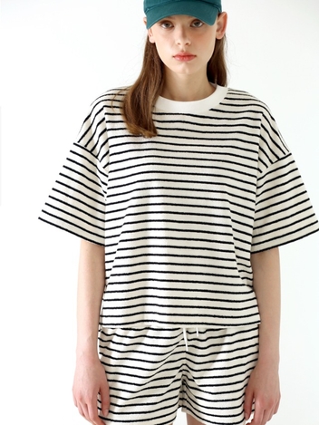 Terry stripe tee + short pants White