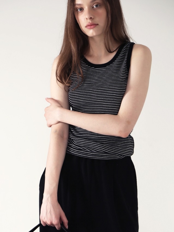 stripe sleeveless top (2color)