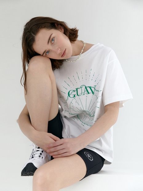 [GUAV] PEARL CLAM PRINTING T-SHIRT GREEN