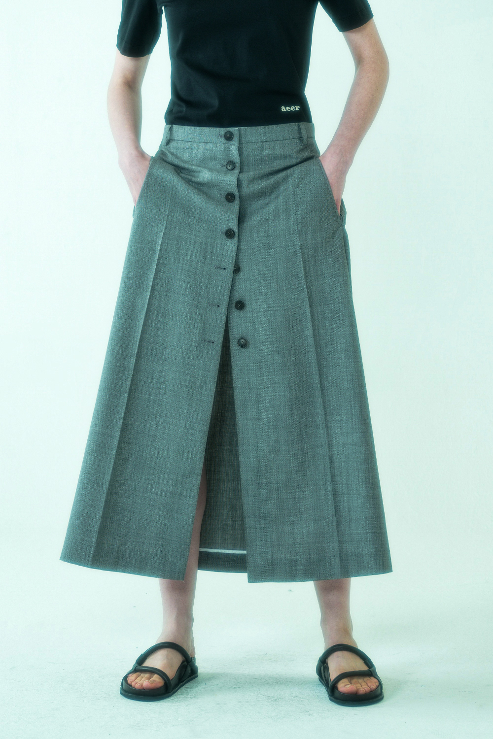 33 SK05a Skirt Button Summer Gray 03