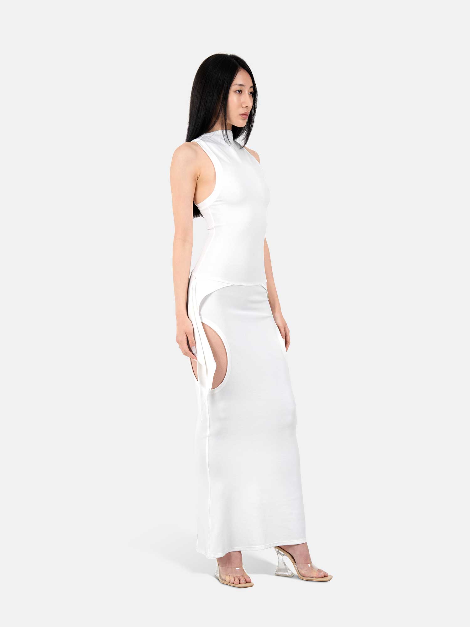 t-side-whitelongdress-3-2