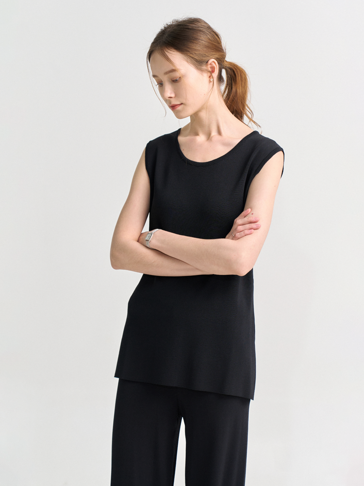 BLACK4