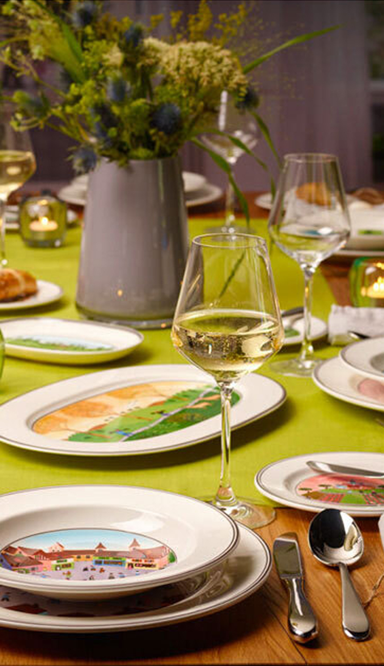 LUXURY TABLEWARE