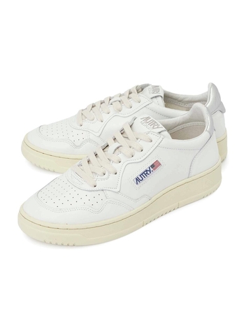 [오트리] AULM LL05 WHT SIL 스니커즈