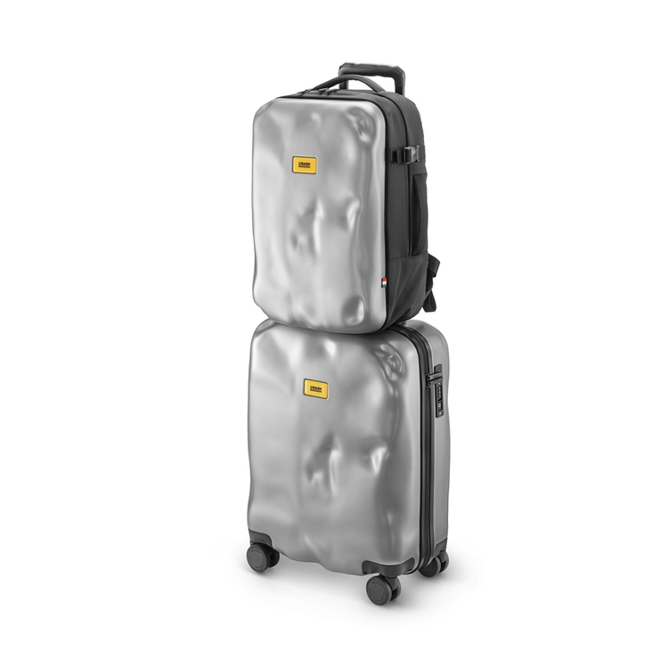 크래쉬배기지 ICONIC BACKPACK SILVER 백팩 CBG-2SBG310-21