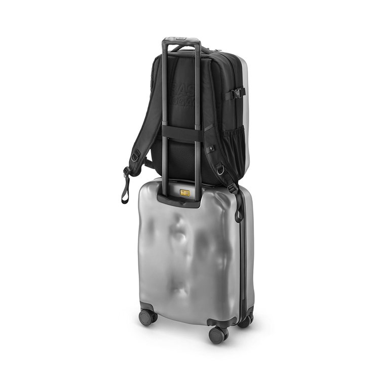 크래쉬배기지 ICONIC BACKPACK SILVER 백팩 CBG-2SBG310-21