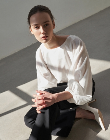 Feminine volume blouse - white