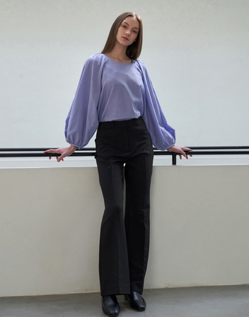 Feminine volume blouse - lavender blue