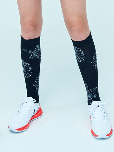 ALL FLOWER KNEE HIGH SOCKS_BLACK