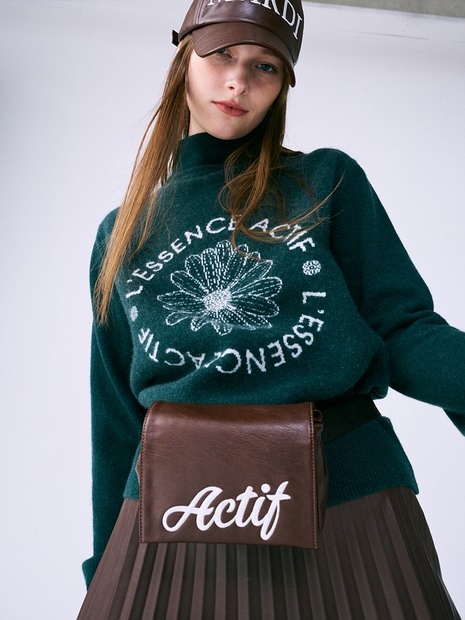 EMBLEM JACQUARD HIGH NECK KNIT_DEEP GREEN