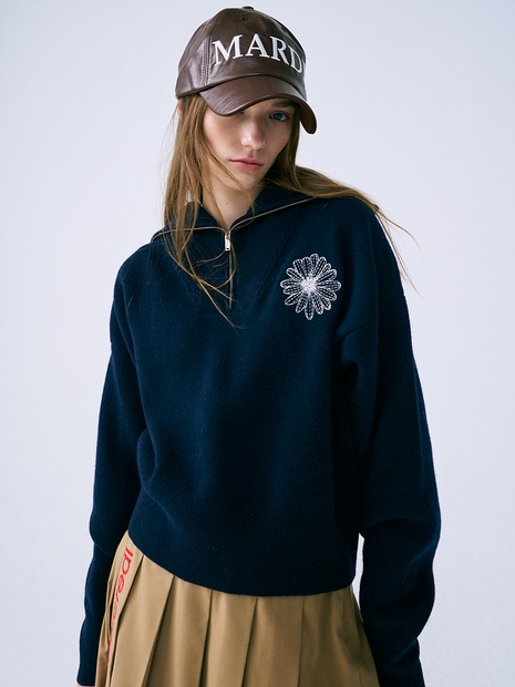  HIGH NECK KNIT ZIP UP FLOWER NEEDLEWORK_NAVY