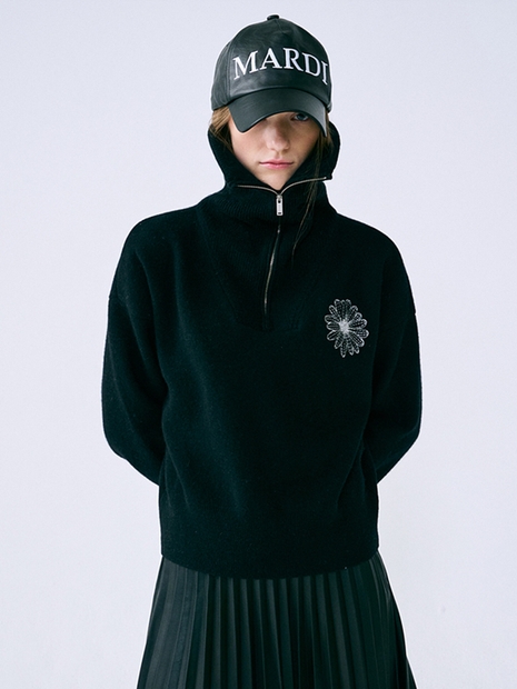 [단독] HIGH NECK KNIT ZIP UP FLOWER NEEDLEWORK_BLACK