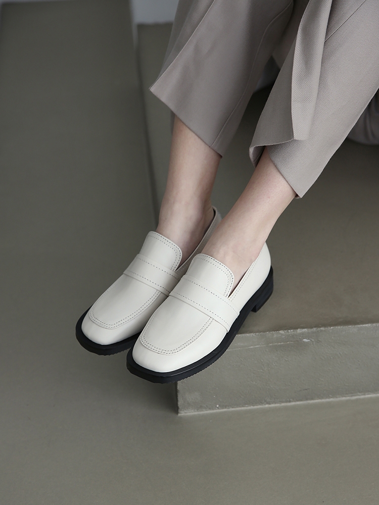 Hazel loafer / ivory