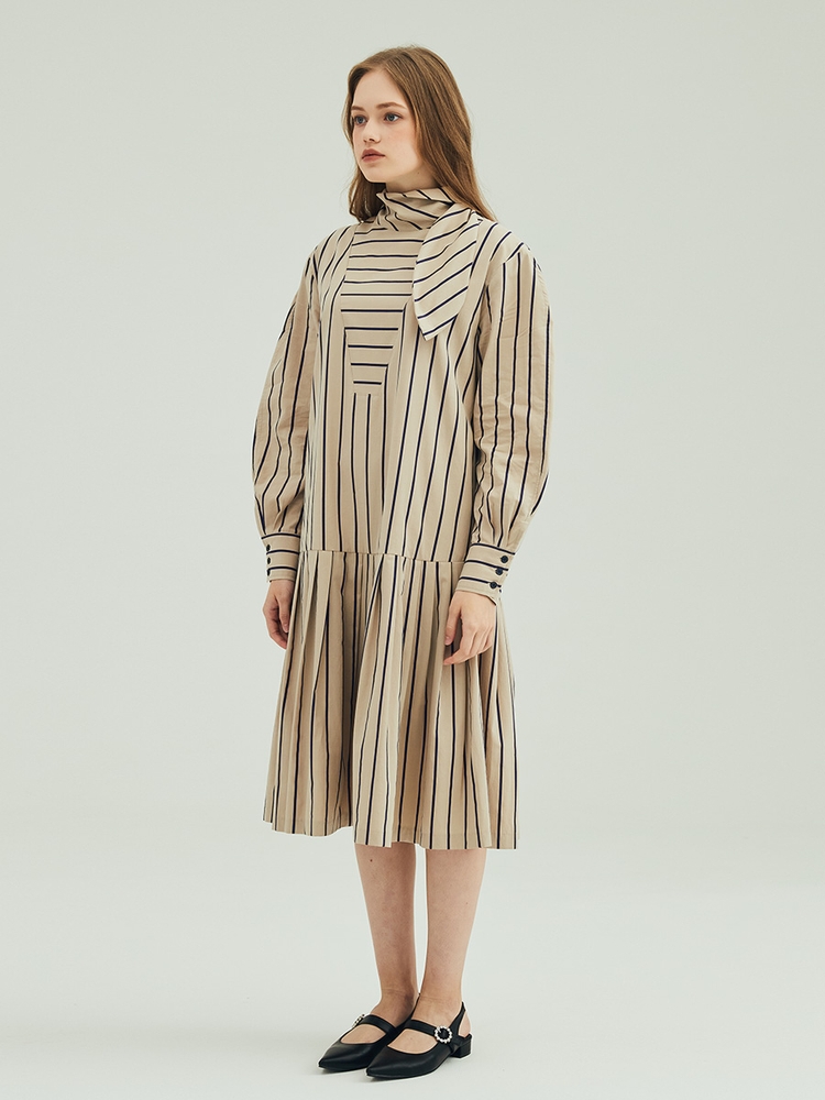 STRIPE TIE PLEATS DRESS_BEIGE