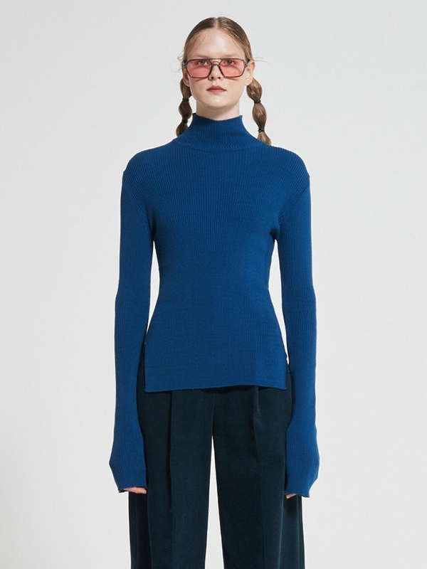 Fitted Slit Wool Knit Top Blue WBAFNT002BL