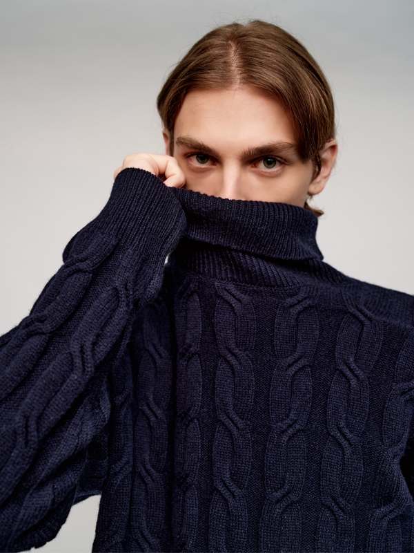 Turtle Cable Sweater_Navy