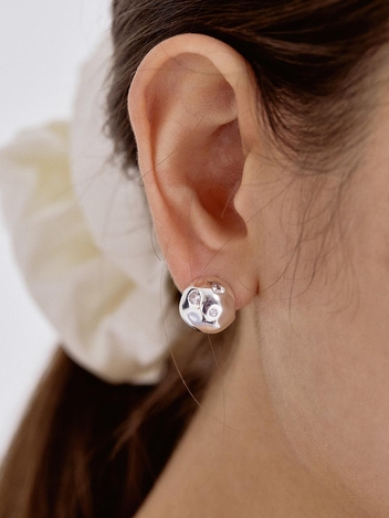 Dot Heart Cubic Chips One-Touch Earring EC1926