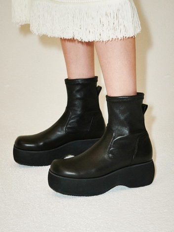 IS_221388 Rug platform boots(Black)