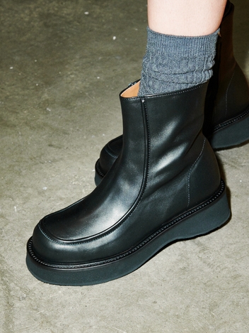 IS_221399 Line platform boots(Black)