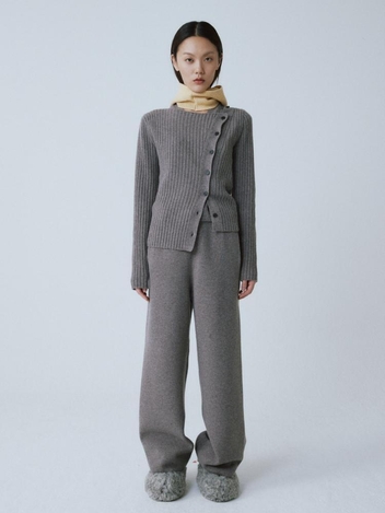 GREY SIDE BUTTON RIBBED BOAT NECK TOP
