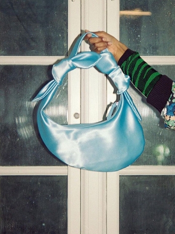 JULIUS HOBO BAG - LIGHT BLUE