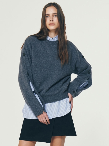 SLIT BUTTON SLEEVE KNIT_CHARCOAL BLUE