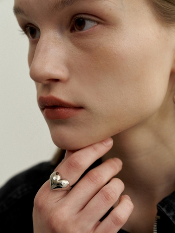 Volume Heart Ring