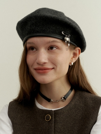Heart Charm Classic Wool Beret