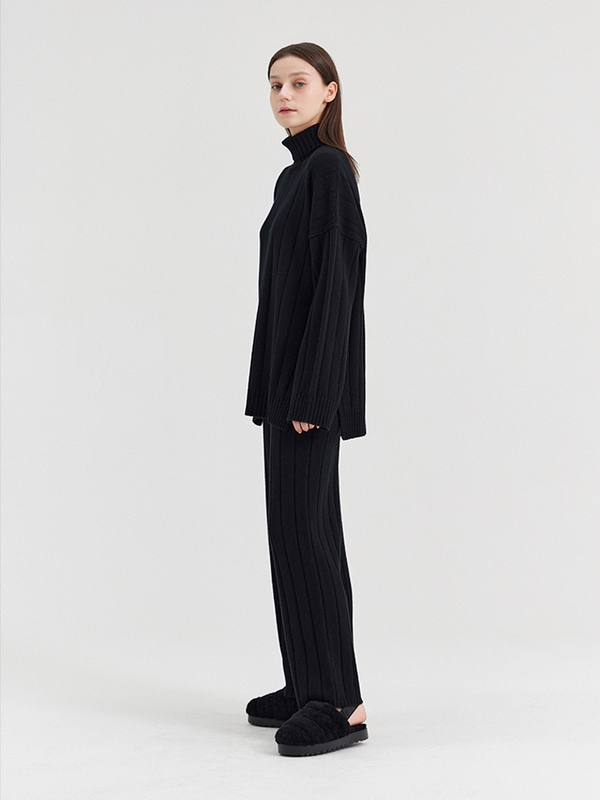 ANSELMO WIDE STRAIGHT RIBBED TROUSERS_NERO