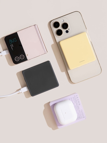 라이프썸 미니 마그네틱 무선충전 보조배터리 8000mAh 3종 택1(LFS-HA48) 