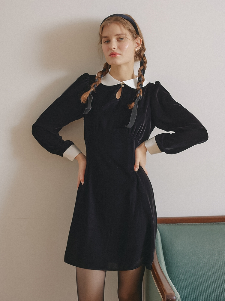 HALF MOON COLLAR VELVET ONEPIECE