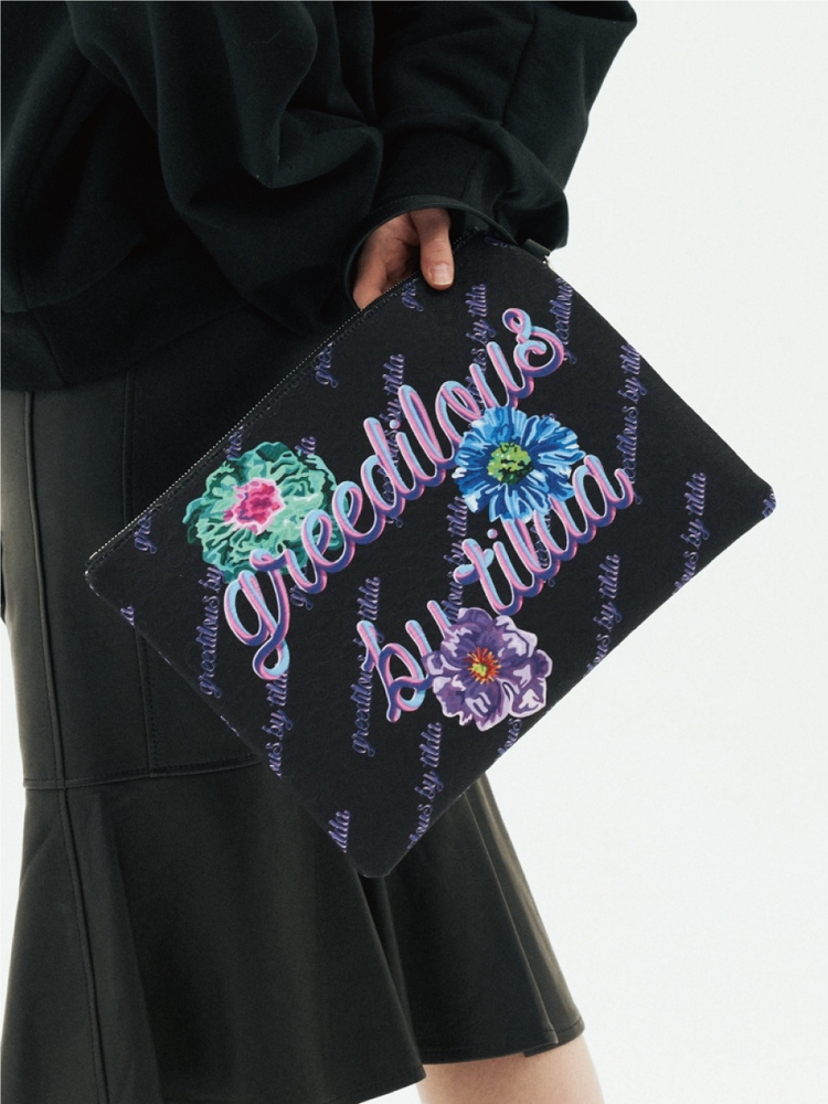 GREEDILOUS  By Tilda 3 Flowers Clutch