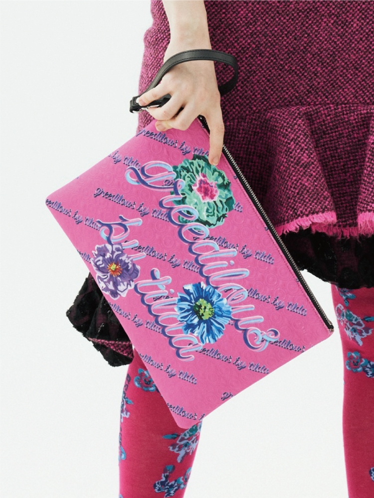 GREEDILOUS  By Tilda 3 Flowers Clutch