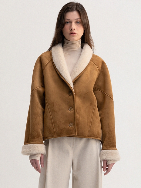 signature shearling jacket (camel)